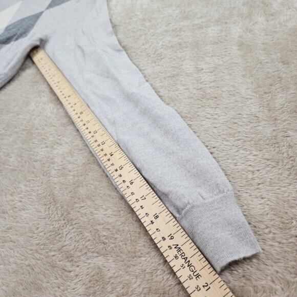 Club Monaco 100% Merino Wool Sweater Argyle Pattern Mens Size L Gray Long Sleeve - Picture 5 of 10
